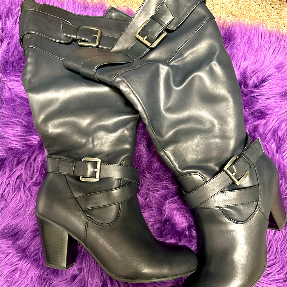 Black boots